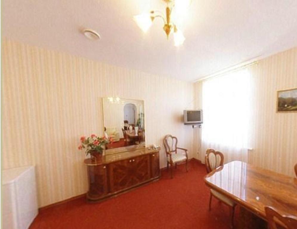Hotel Krunk Sillamäe Zimmer foto